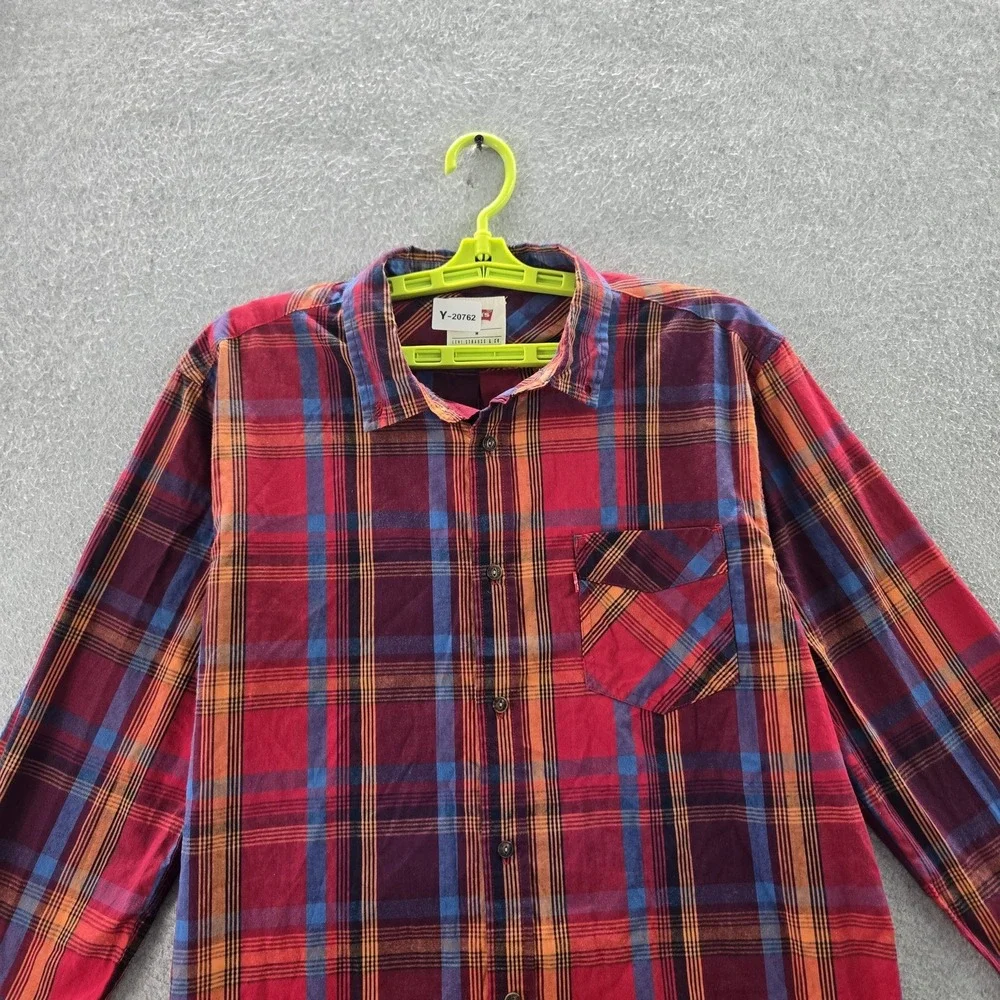 Levi's‎ 13GM2137 Men Button Up Shirt M Red Plaid Long Sleeve Grunge
